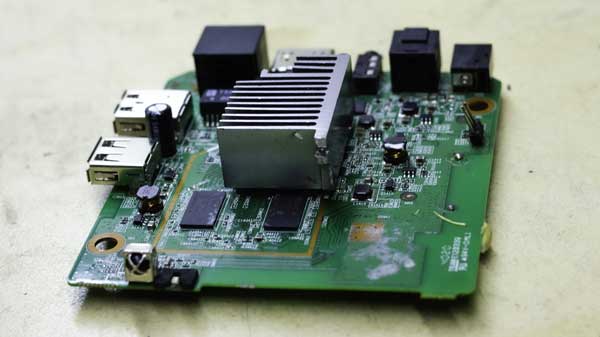 Mengabug heatsink CPU Amlogic