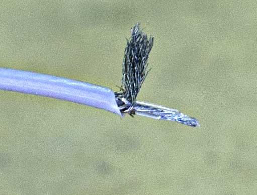 Solder kabel antena 2.4Ghz 1/2 lamda ke board ESP32