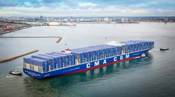 Kapal kontainer terbesar CMA CGM